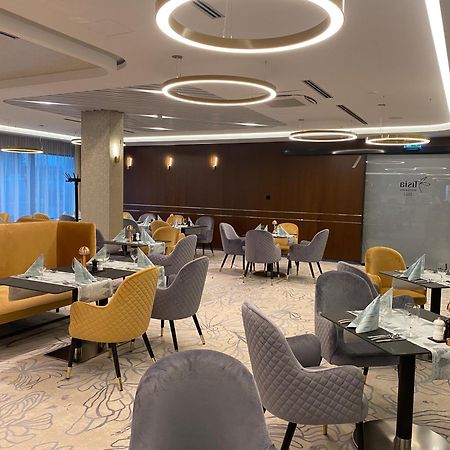 Tisia Hotel & Spa Tiszaujvaros Luaran gambar