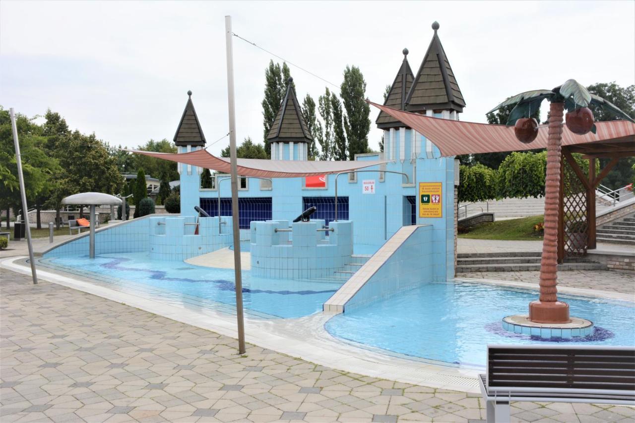 Tisia Hotel & Spa Tiszaujvaros Luaran gambar