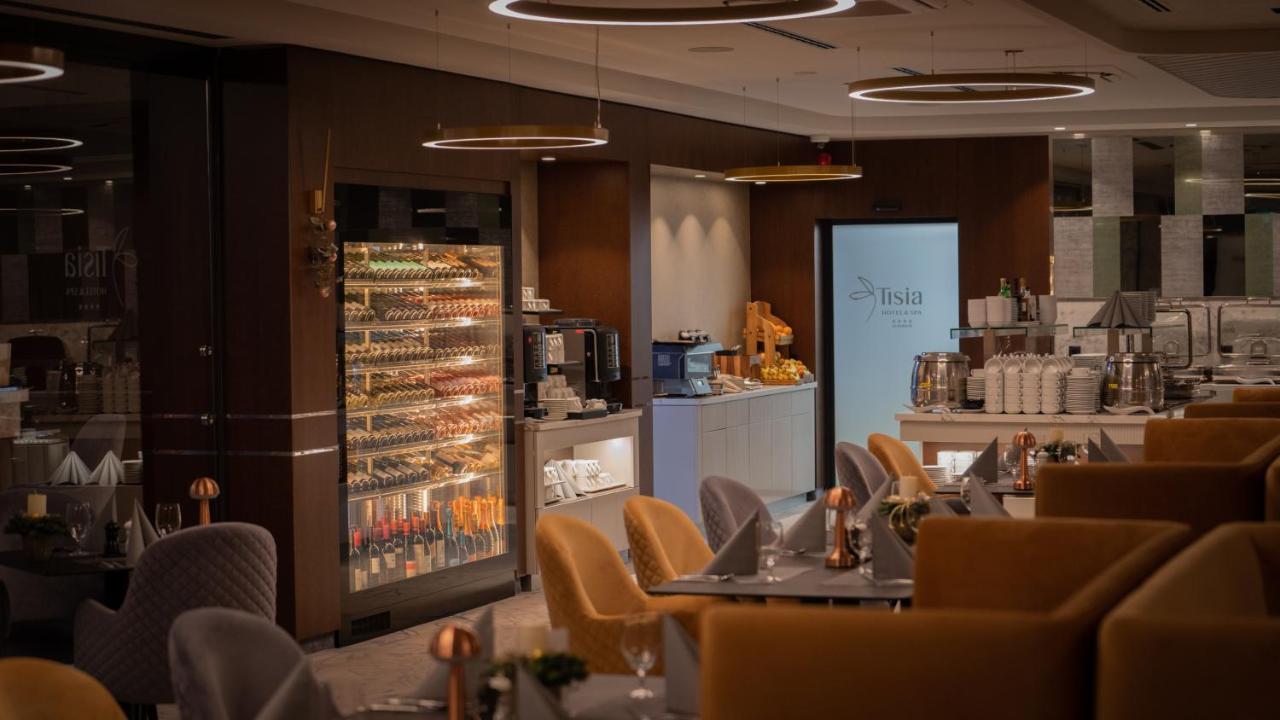 Tisia Hotel & Spa Tiszaujvaros Luaran gambar
