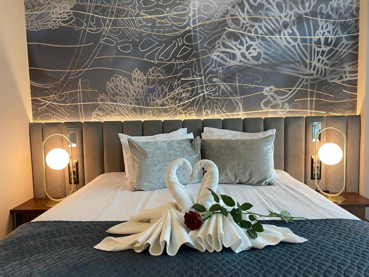 Tisia Hotel & Spa Tiszaujvaros Luaran gambar