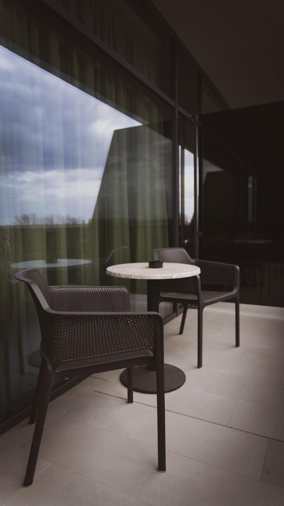 Tisia Hotel & Spa Tiszaujvaros Luaran gambar