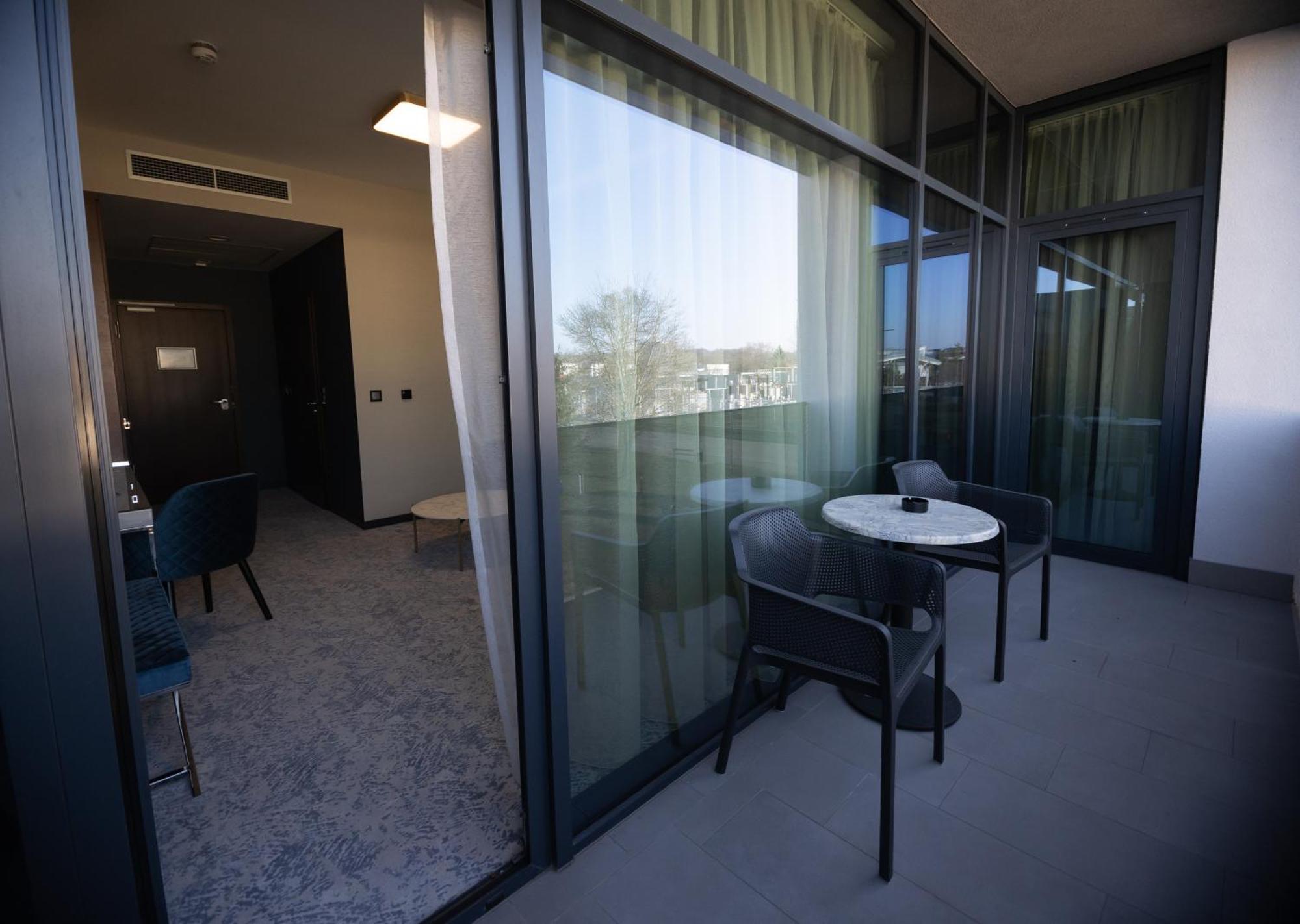 Tisia Hotel & Spa Tiszaujvaros Luaran gambar