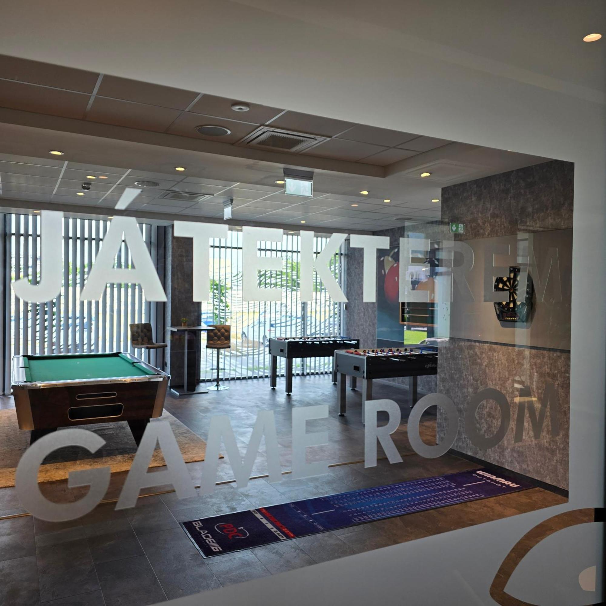 Tisia Hotel & Spa Tiszaujvaros Luaran gambar